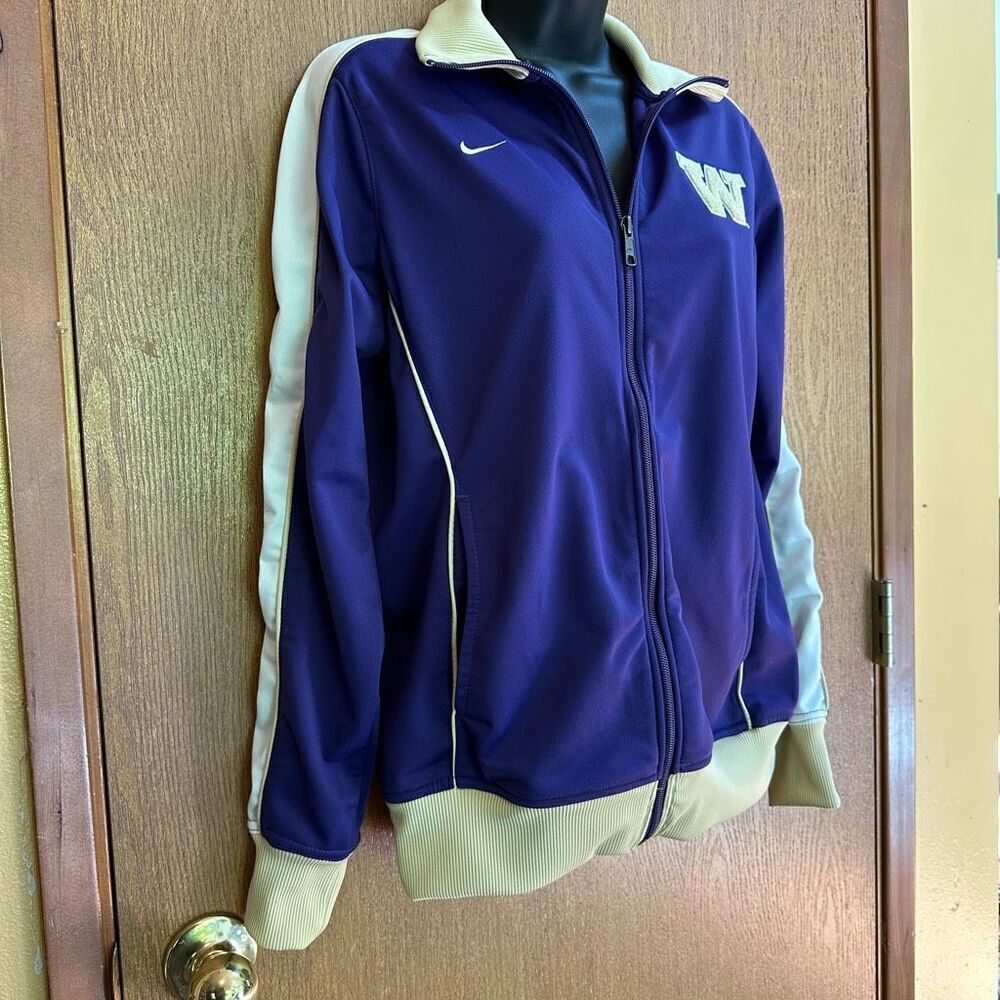 Nike UW Washington Huskies Zip up Jacket Purple and Tan w/ White stripe| Women S